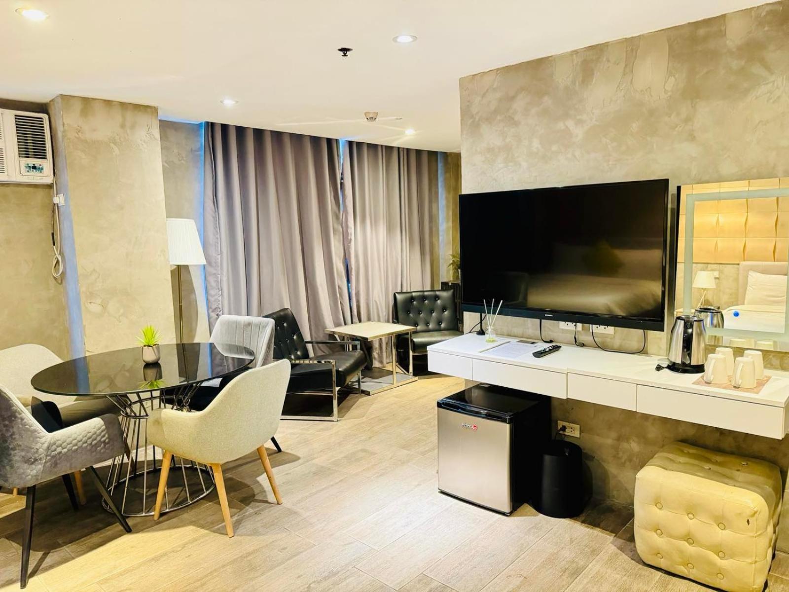 City Park Hotel Residences Taguig Exterior foto